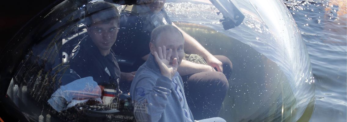 Russlands Präsident Putin geht 2019 mit einem Mini-U-Boot auf Tauchstation. "Russland ist im Unterwasser-Bereich sehr gut ausgerüstet", sagt Experte Sebastian Bruns.