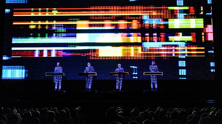 Der Produzent Moses Pelham hatte eine kurze Sequenz aus einem Lied der Band Kraftwerk (Bild) für einen neuen Song verwendet.