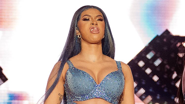 Cardi B nutzt ihre Reichweite für eine politische Botschaft.