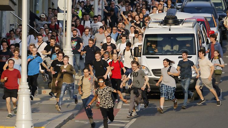 Rund 3500 Menschen demonstrierten am Samstag in Moskau für freie Kommunalwahlen.