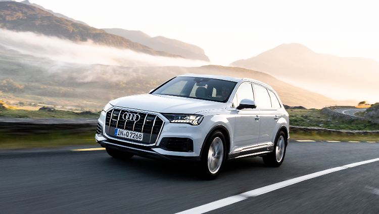 Mit seinem neuen Gesicht erinnert der Audi Q7 jetzt stark an den Q8.
