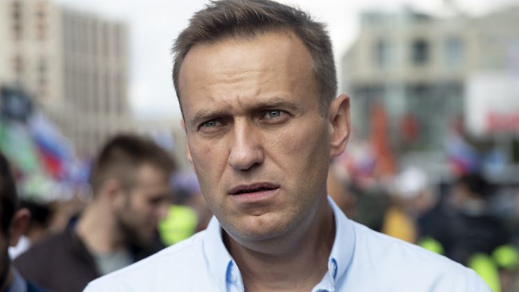 Alexej Nawalny befindet sich seit Ende August zur Behandlung in Berlin. Er liegt zurzeit im Koma.