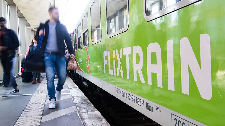 Die Züge der Berliner Flixbus-Mutter Flixmobility kamen im Juni häufiger verspätet an.
