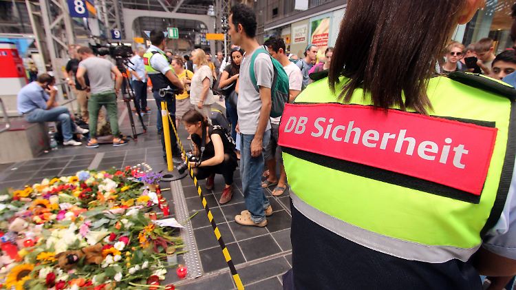 Am Frankfurter Hauptbahnhof schubste ein Mann aus Eritrea eine Mutter mit ihrem Jungen vor einen Zug.