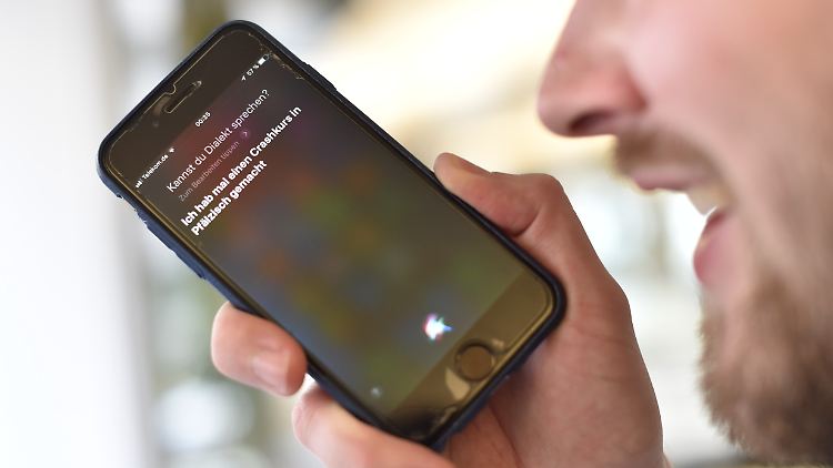 Gespräche mit Siri werden unter anderem transkribiert, um neue Dialekte zu verstehen.