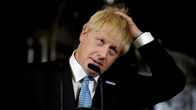 Als Folge der Nachwahl haben die Tories im Unterhaus künftig nur noch 310 stimmberechtigte Abgeordnete. Zusammen mit den zehn Abgeordneten der DUP ergibt dies die hauchdünne Mehrheit von nur einer Stimme.