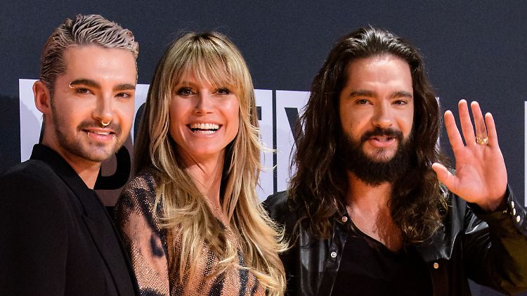Bräutigam-Zwilling Bill Kaulitz (l.) gibt dem Paar seinen Segen: Er soll Heidi Klum und Tom Kaulitz auf Capri getraut haben.