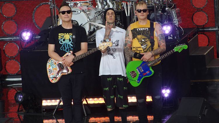 Verzichten nach der Tragödie in El Paso vorerst auf einen Auftritt dort: Blink-182.