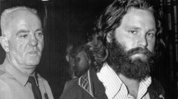 Jim Morrison nach seiner Veurteilung 1970.