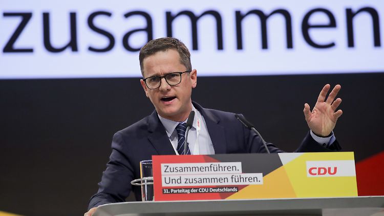 Unionsfraktionsvize Carsten Linnemann wird für seine Aussagen scharf kritisiert.