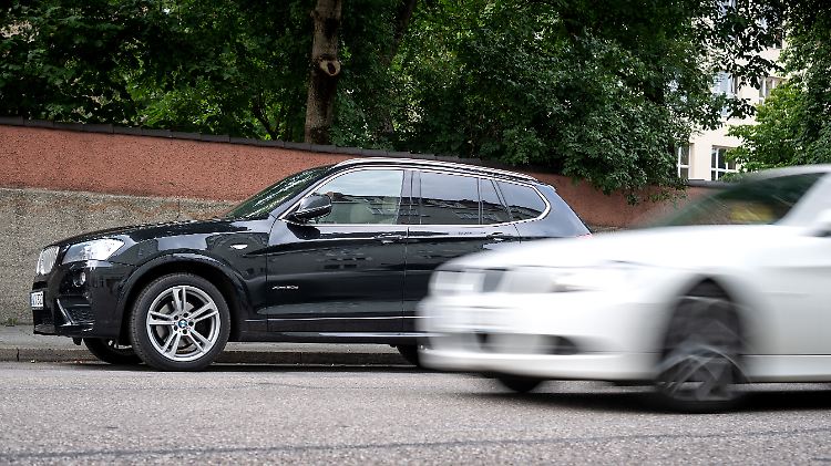 Allein neu zugelassene SUV haben in den ersten sechs Monaten dieses Jahres im Durchschnitt 144,1 Gramm CO2 pro Kilometer ausgestoßen. 