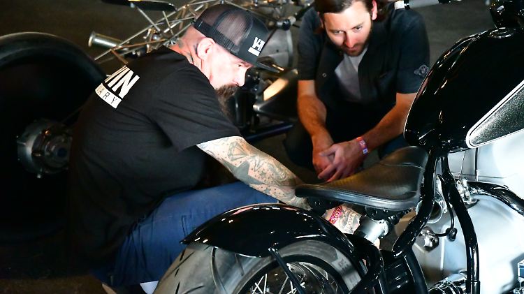Die ersten Customizer haben bereits ihr Interesse an der kommenden BMW R 18 bekundet, um sie zu individualisieren.