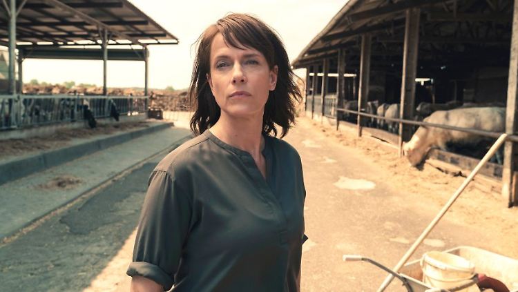 Verzweifelt am Schweigen der Dorgemeinschaft: Kommissarin Brasch (Claudia Michelsen)