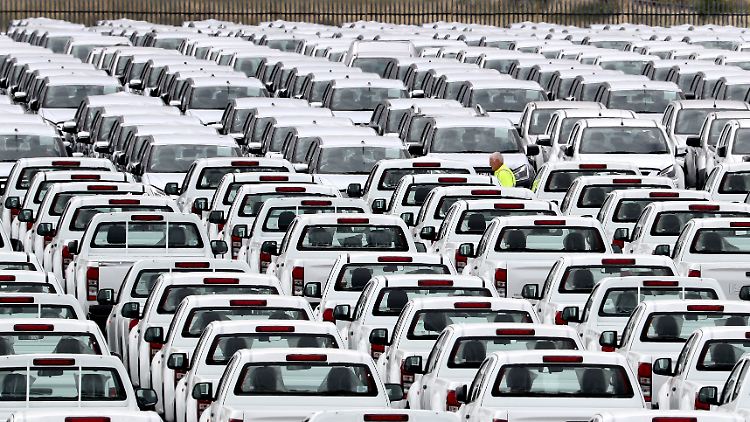 Nach den Berechnungen der Autoren könnten die per Handy buchbaren Mietwagen höchstens zwei Millionen private Autos ersetzen.