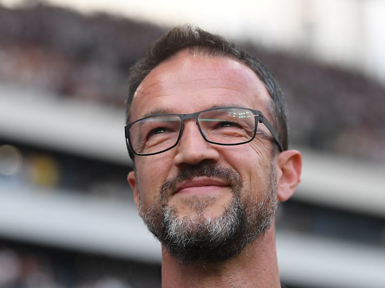 SGE-Sportvorstand Bobic: Mal sehen, was der Transfermarkt noch so hergibt.