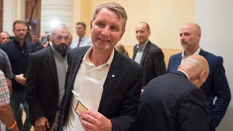 Nie ohne Personenschutz: Höcke.