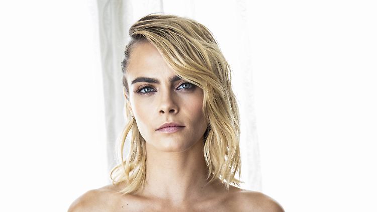Delevingne spricht heute gern offen über Sex, ihre Beziehungen zu Frauen und Geschlechterrollen im Allgemeinen.