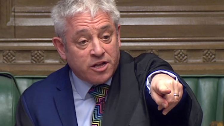 Der britische Parlamentspräsident Bercow warnt Premierminister Johnson. 