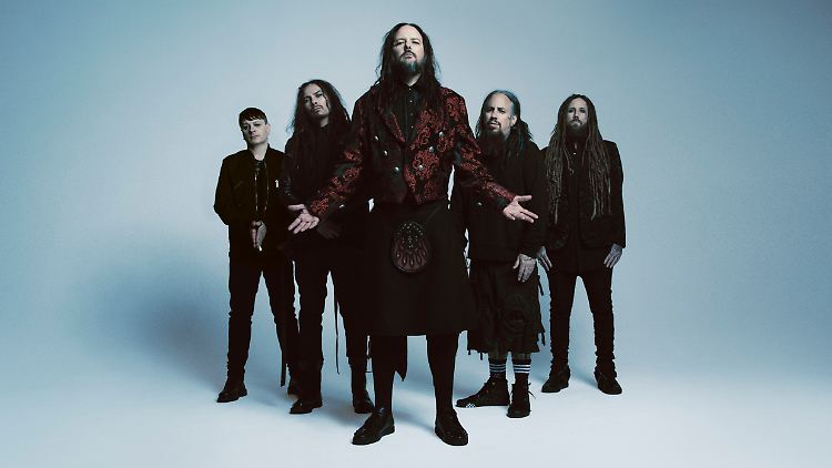 Jonathan Davis (vorn) verarbeitet auf dem 13. Korn-Album "The Nothing" den frühen Tod seiner Ehefrau, der Mutter seiner Kinder.