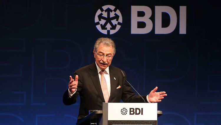 BDI-Chef Kempf: "Es drohen Abschwung und Strukturschwäche." 