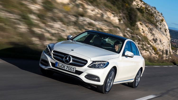 Bereits seit 2014 ist die aktuelle Mercedes C-Klasse auf den Straßen unterwegs.