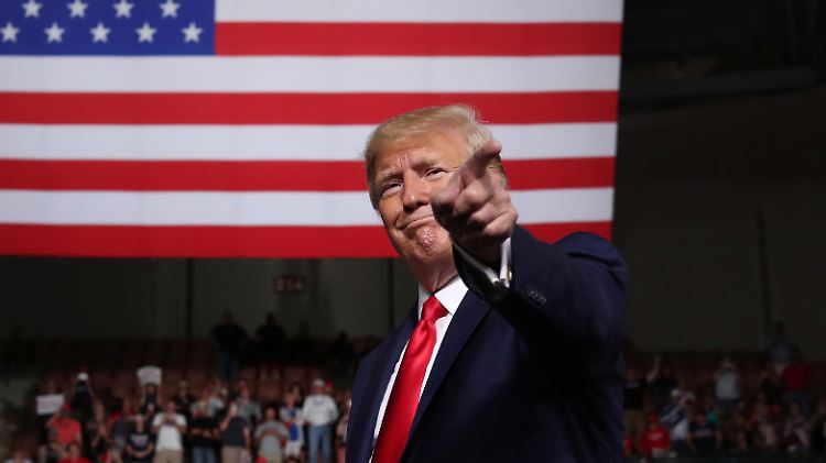 Trump wirft China unfaire Handelspraktiken vor.