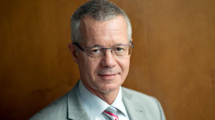 Rainald Becker würde nun andere Worte wählen, sagt er.