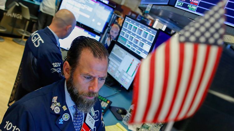 Entschlossener Zinsschritt nach unten? An den US-Börsen rechnen Anleger mit energischen Maßnahmen bei den Leitzinsen von Fed und EZB.