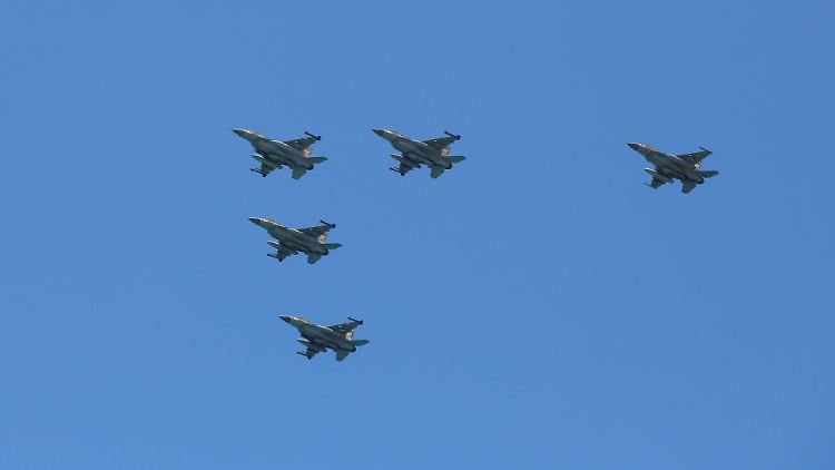 Israels Luftwaffe griff Stellungen im Gazastreifen an.