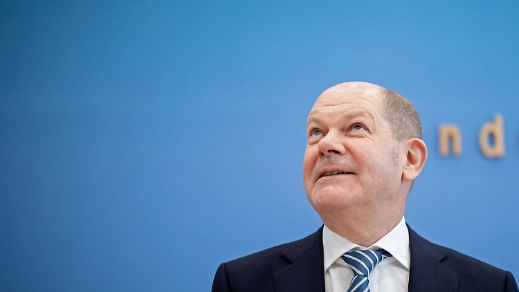 Kommt womöglich Hilfe von oben? Olaf Scholz will die SPD retten. 