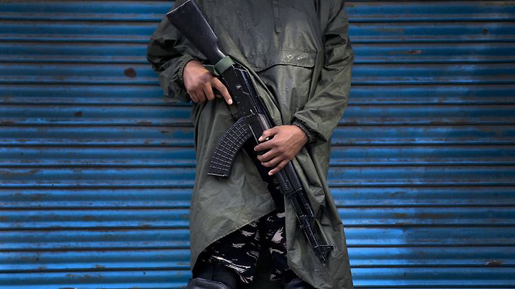 Bei dem Feuergefecht zwischen indischen und pakistanischen Soldaten kommt ein Inder ums Leben.