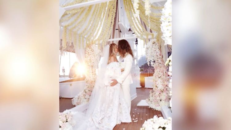 heidi klum kleid.JPG