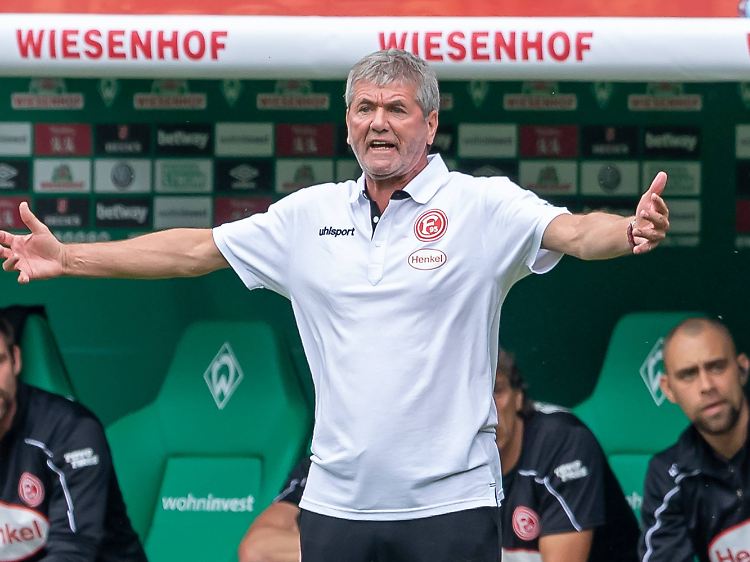 Fortuna-Coach Friedhelm Funkel wurde von Sportdirektor Lutz Pfannenstiel kürzlich als "Papa" bezeichnet.