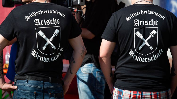 Im ersten Halbjahr gab es deutschlandweit 8605 Straftaten mit rechtsextremem Hintergrund.