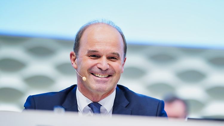 BASF-Chef Martin Brudermüller hat auch etwas zur Klimadebatte zu sagen.