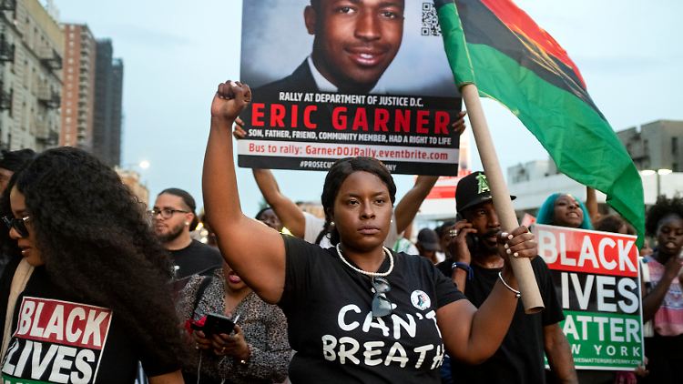 "I can't breathe" - Ich kann nicht atmen - waren die letzten Worte Eric Garners. Sie wurden danach zu einem Protestslogan gegen Polizeigewalt. 