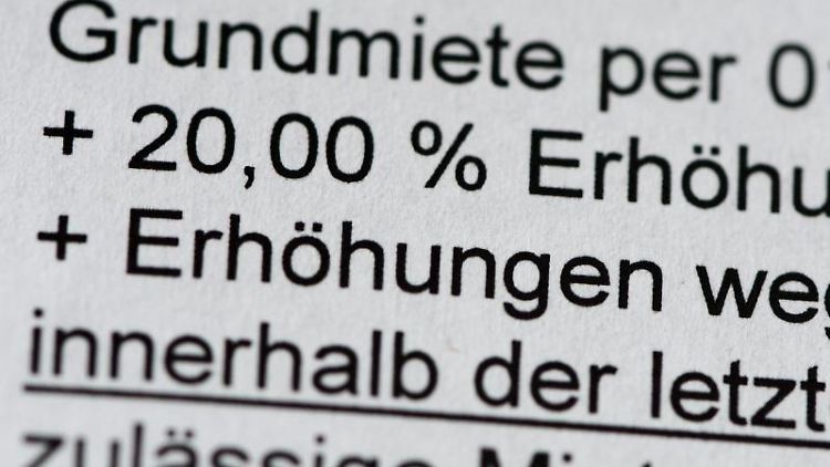 Legal Techs wie Wenigermiete.de können Chancen und Risiken eines Rechtsstreits - zum Beispiel um eine Mieterhöhung - gut einschätzen. Aber ist das Geschäftsmodell auch legal?