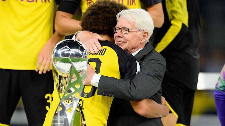 Super, dieser Cup: Reinhard Rauball bleibt Vereinspräsident der Dortmunder Borussia.