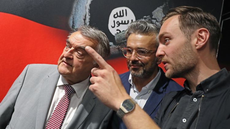 Zur Salafismus-Prävention will der nordrhein-westfälische Verfassungsschutz zwei Youtube-Kanäle bespielen.