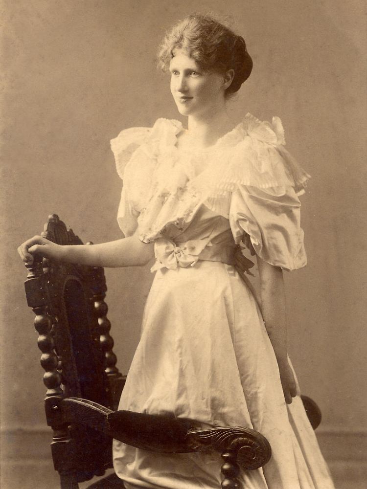 Eglantyne Jebb:"In Zeiten der Not muss einem Kind zuerst geholfen werden."