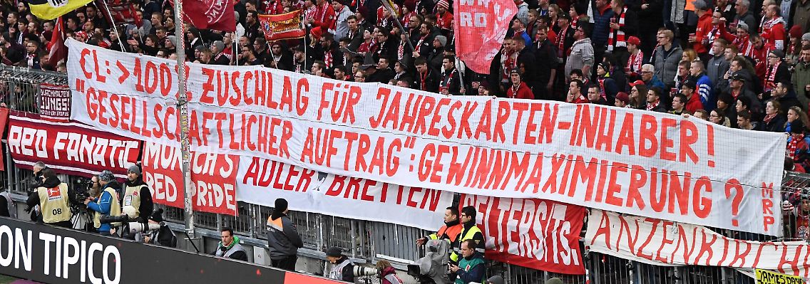Die Champions League bringt viel Geld. Und die Fans müssen es bezahlen: Anhänger des FC Bayern protestierte gegen die hohen Eintrittspreise.