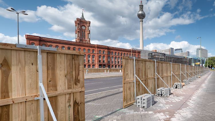 Die Pläne zum Mietendeckel im Berliner Senat übertreffen sogar die Forderungen des Deutschen Mieterbundes.