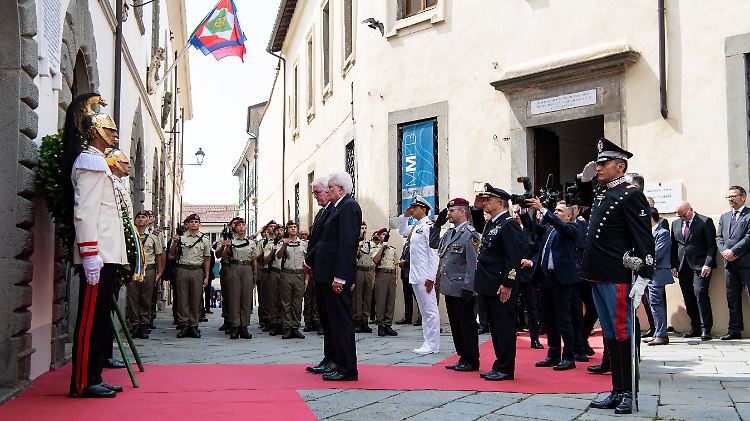 Bundespräsident Steinmeier und sein italienischer Kollege Mattarella erinnern an Opfer von Wehrmachtsverbrechen.