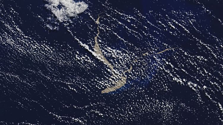 Satellitenaufnahmen zeigen die Ausmaße des Steinteppichs - 150 Quadratkilometer.