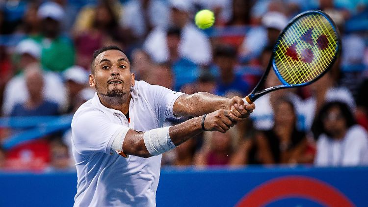 "Ich würde ihn gern coachen. Er ist ein Spieler, der eigentlich uncoachbar ist - das fände ich so geil." Das sagt Boris Becker über Tennis-Rüpel Nick Kyrgios.
