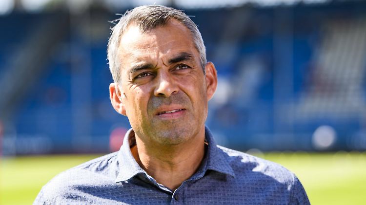 Robin Dutt ist nicht Trainer des VfL Bochum.