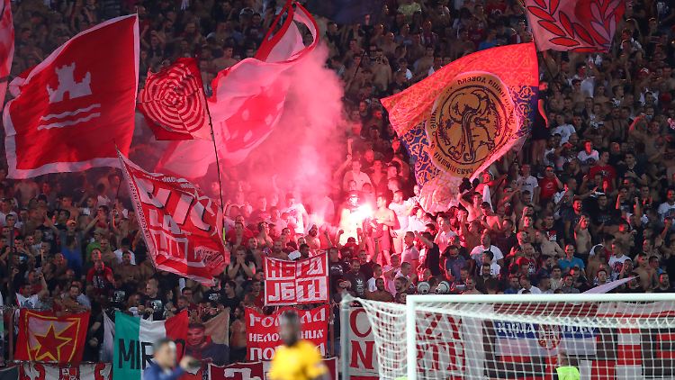 Roter Stern Belgrad darf jubeln: In der Champions League warten große Gegner und viel Geld.