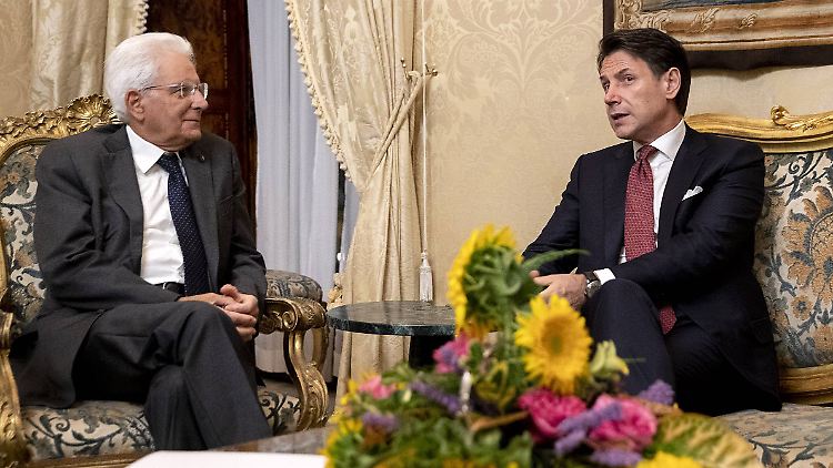 Staatspräsident Sergio Mattarella wartet auf ein entsprechendes Koalitionspapier der Sozialdemokraten und 5-Sterne-Bewegung.