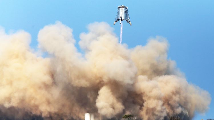 Der Prototyp stieg 150 Meter in die Höhe und landete später wieder sicher auf der Erde.