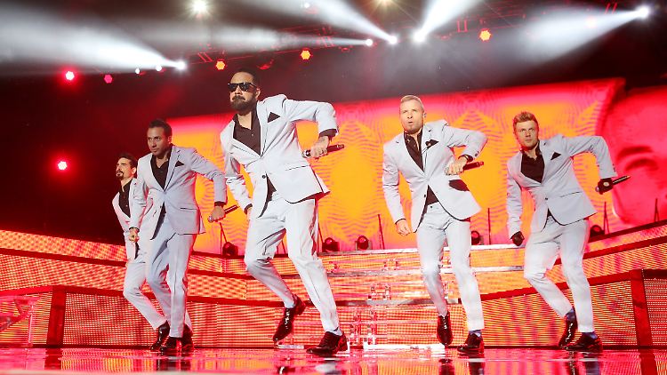 Das Weihnachtsspecial der Backstreet Boys fällt ins Wasser.